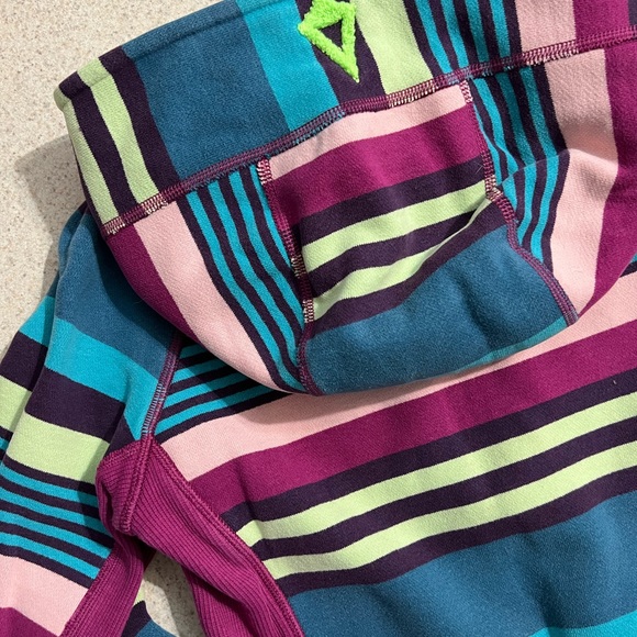 Lululemon IVIVVA - Picture 3 of 4